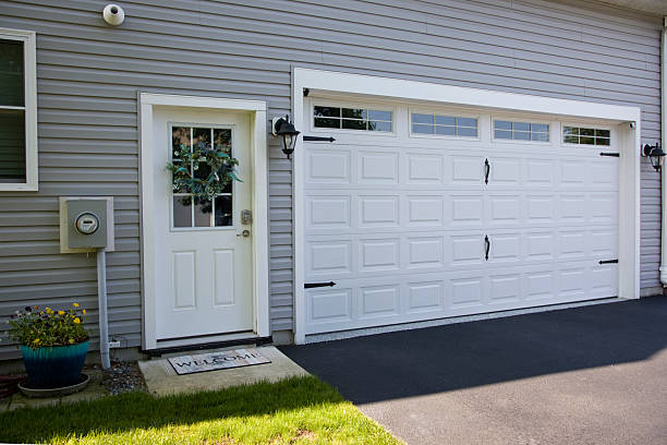 24/7 Emergency Garage Door Roller Replacement experts in Center Point, NM